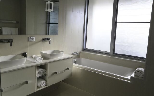 Aqua Aqua Luxury Penthouses