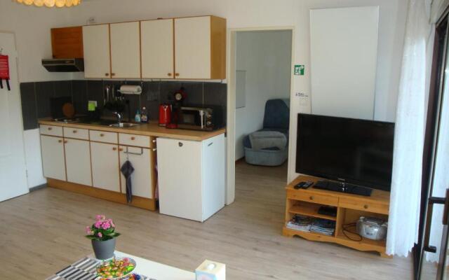 Tac Home 2-Zimmer Wohnung