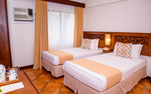 Montebello Villa Hotel