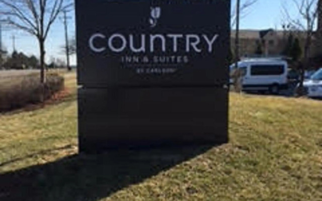 Country Inn & Suites by Radisson, Novi, MI
