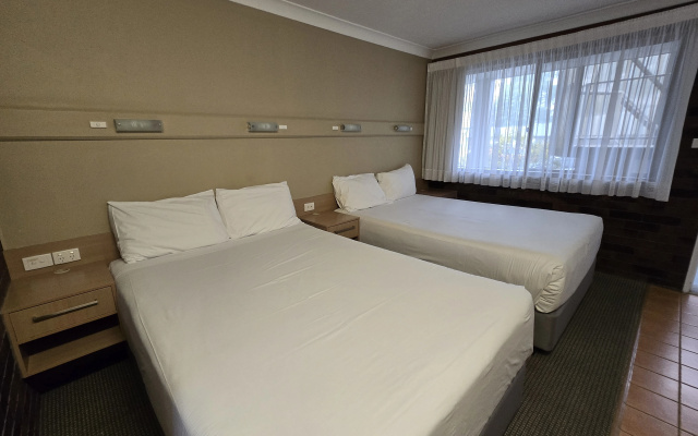 Best Western Parkside Motor Inn – Guest Rooms – Coffs Harbour