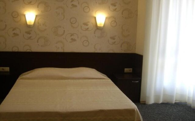 Family Hotel Avramov