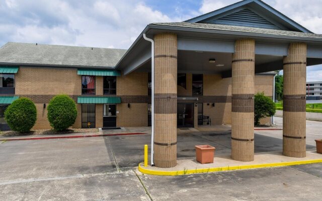 OYO Hotel Texarkana Trinity AR Hwy I-30