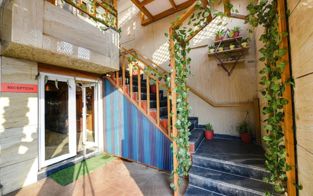 Fabhotel 4 Seasons
