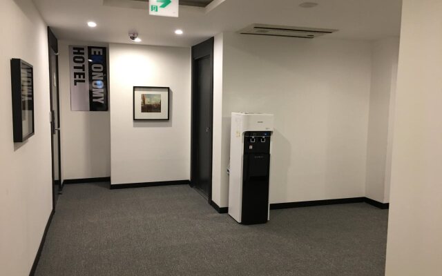 Persimmon Tourist Hotel