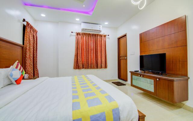 OYO Home 78311 Classic Studio Stays