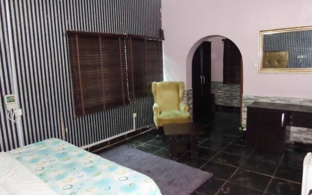 Topaz Lodge Lekki
