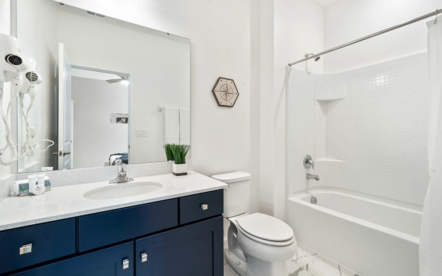 Upstay - 31-guest Home w Pool-hot Tub-cinema-games