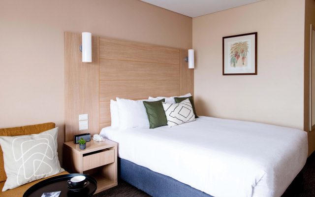 Terrace Hotel Adelaide – Guest Rooms – Adelaide