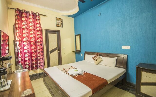 Hotel Bajaj Inn