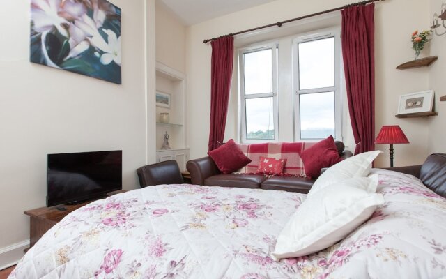 Homely Tenement for 4 Near Botanic Gardens