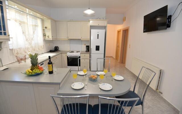 Nina s Apt in Ialysos Near the Beach