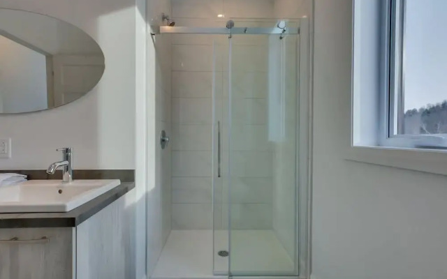 Le Rocher Mountain Rendez-vous Mont-Trem