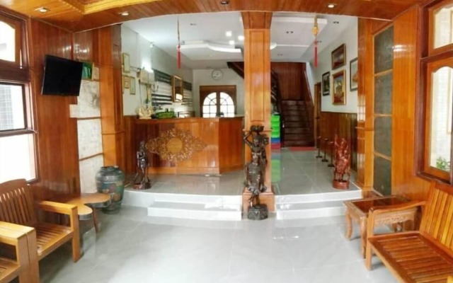 Jade Garden Hotel