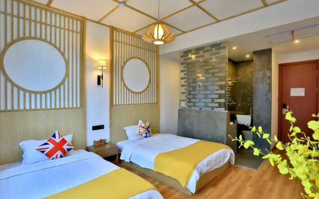 Wuzhen Qingyi Hotel