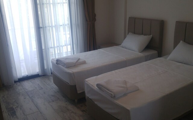 Deniz Otel