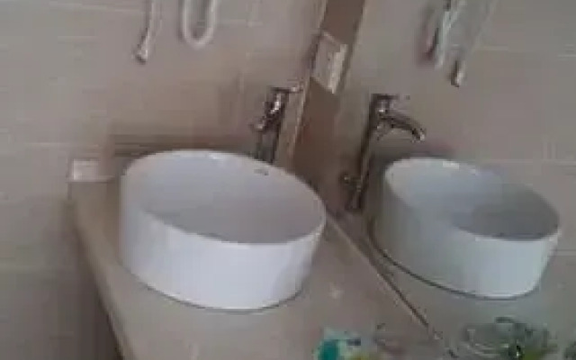 Hexiang Runhe Business Hotel