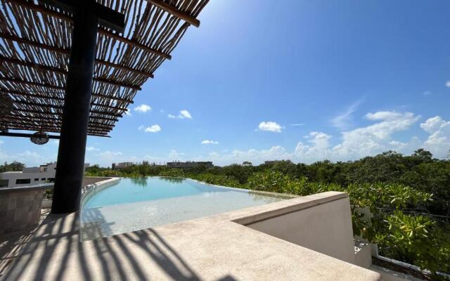 Hermoso penthouse de 3 recámaras en Aldea Zama