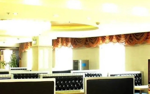 Kunming He Ri Jun Hotel
