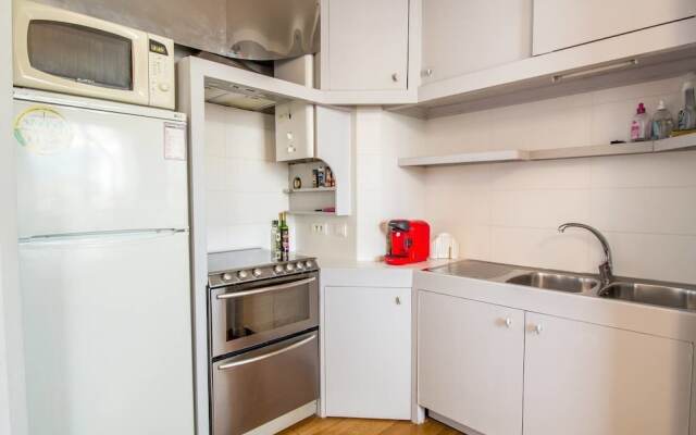 Appart 4 People, Terrace 2 Minutes From the Center