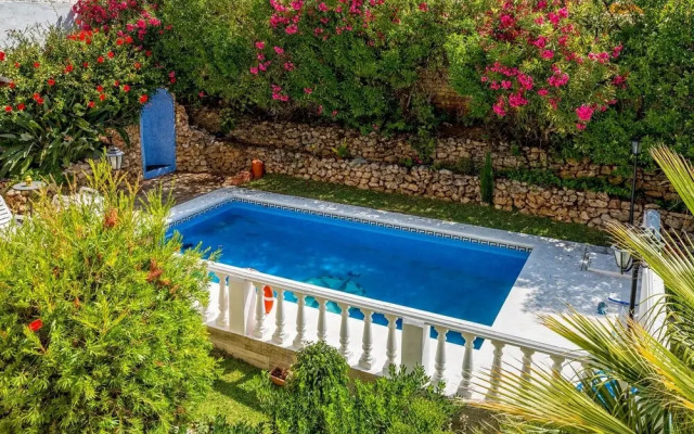 Solaga -  Villa Costalota