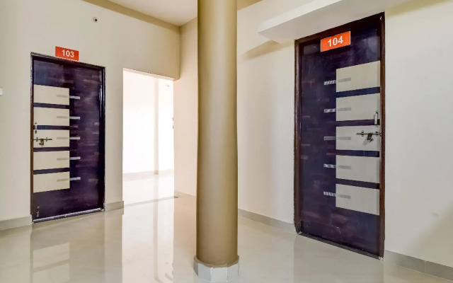 The Highway Inn by OYO Rooms