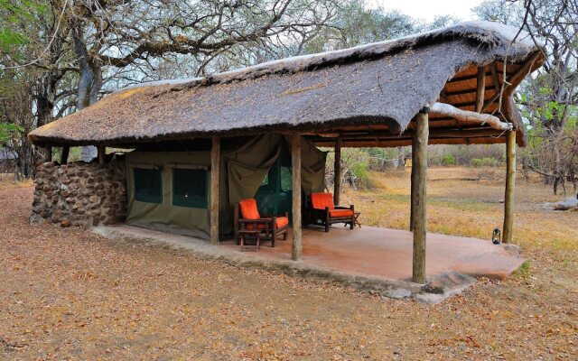 Hippo Lodge