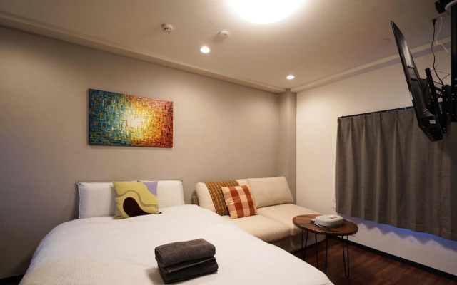 Penthouse 1-bedroom Flat in Hiroo Shibuya