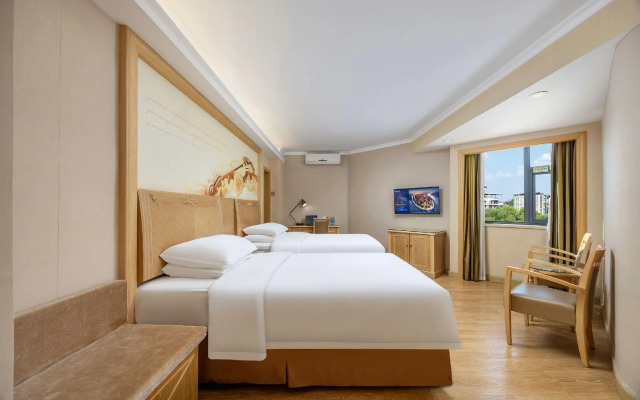 Vienna Hotel Shenzhen Bay