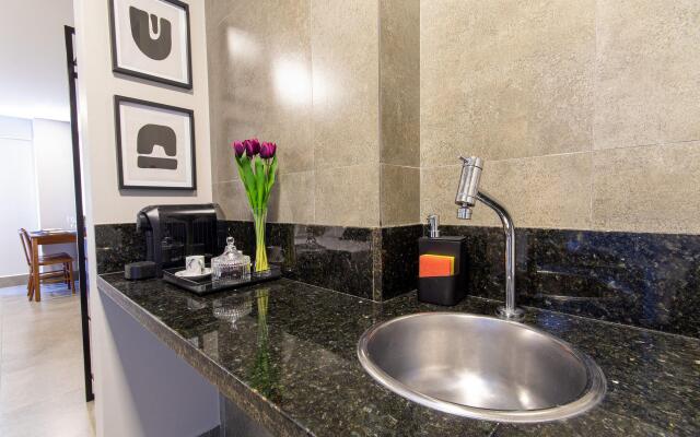 Ilusion #1007 - Deluxe em Ponta Negra by Carpediem