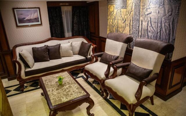Champollion II 5 Stars Nile cruise