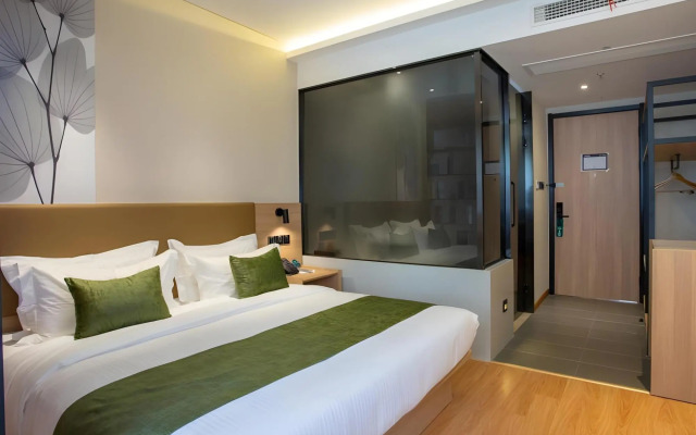 GreenTree Inn Express (Shanghai Zhuanqiao Wanda Plaza)