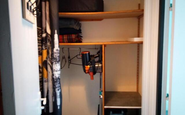 Céanothe-InvIRI. Studio Mairie. Parking Privatif