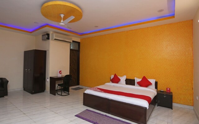 Homeystay Comfort By OYO Rooms