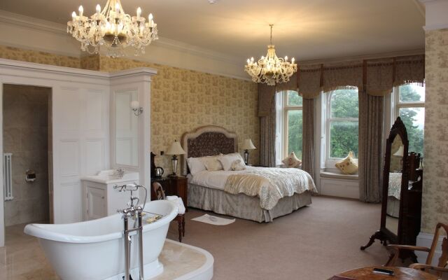 Rossington Hall