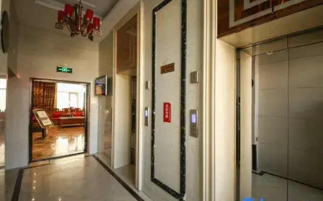Wuwei Yunxuan Hotel