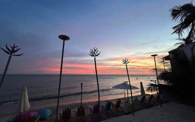Rainbow Beach Mũi Né - Homestay & Coffee
