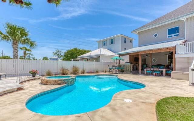 Southern Jewel by Bliss Beach Rentals