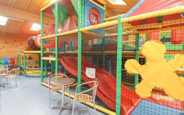 48 Gower Holiday Village