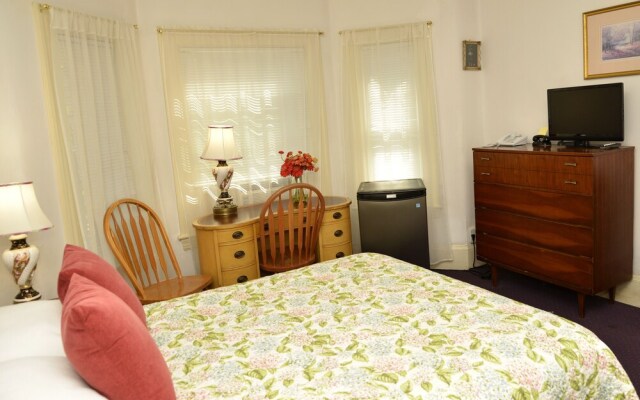 A Friendly Inn at Harvard