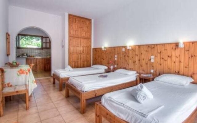 Pefkos Lemon Tree Apartments