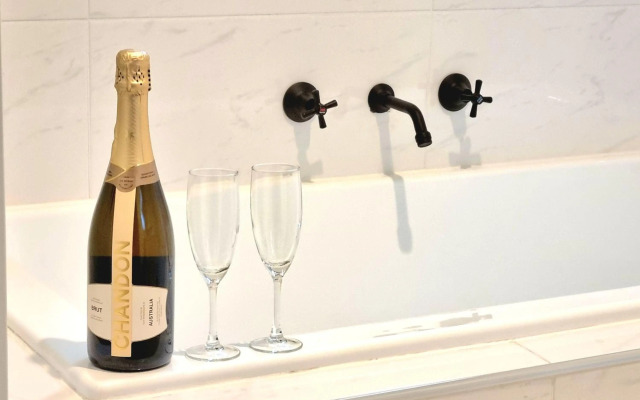 Westend House Healesville