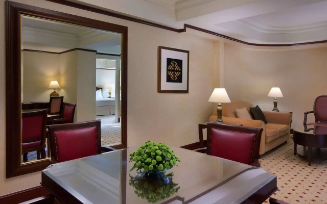 Le Meridien Kota Kinabalu