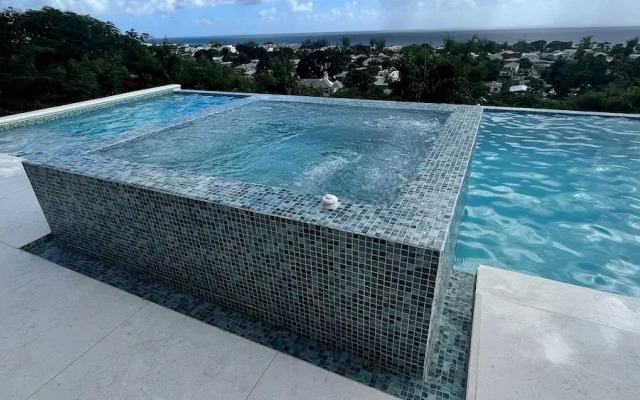 Luxury 4 Bed Villa in Barbados With Amazing Views