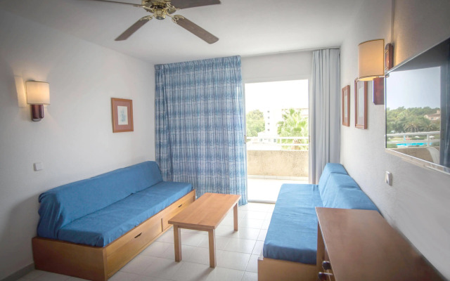 Hotel Club Cala Romani