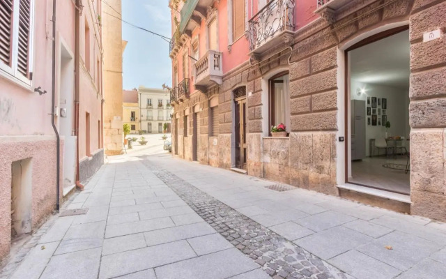 Via San Giacomo 10
