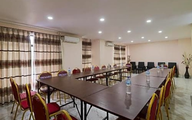 Spot On 89939 Platinum inn