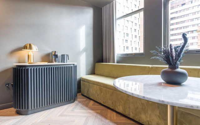 Velvet Hotel