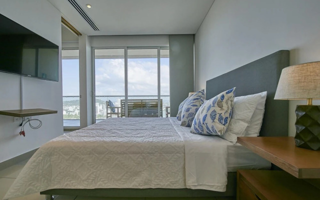 Stylish 1BR Apartment w Balcony Amazing View