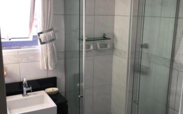 Apartamento Astúrias 2 Dorms Ar Cond